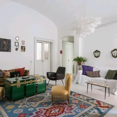 Casa Costa Gissoni Homestay Catania